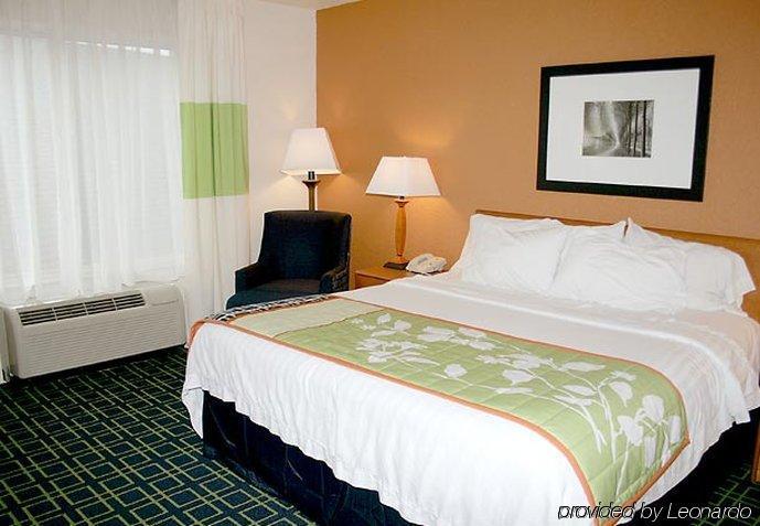 Hotel Fairfield & By Marriott 3*